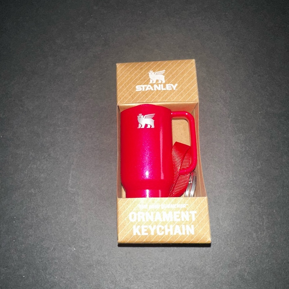 Stanley Red Accent Tube